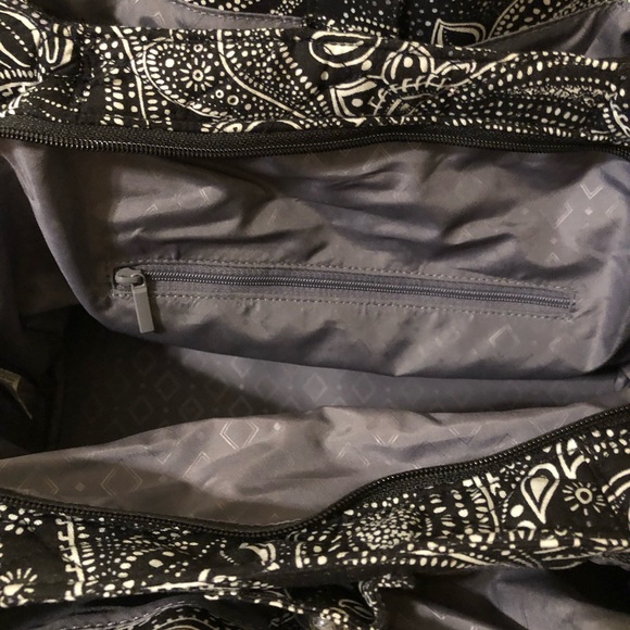 Vera Bradley, Stellar paisley wallet and bag! NWOT - Picture 6 of 10